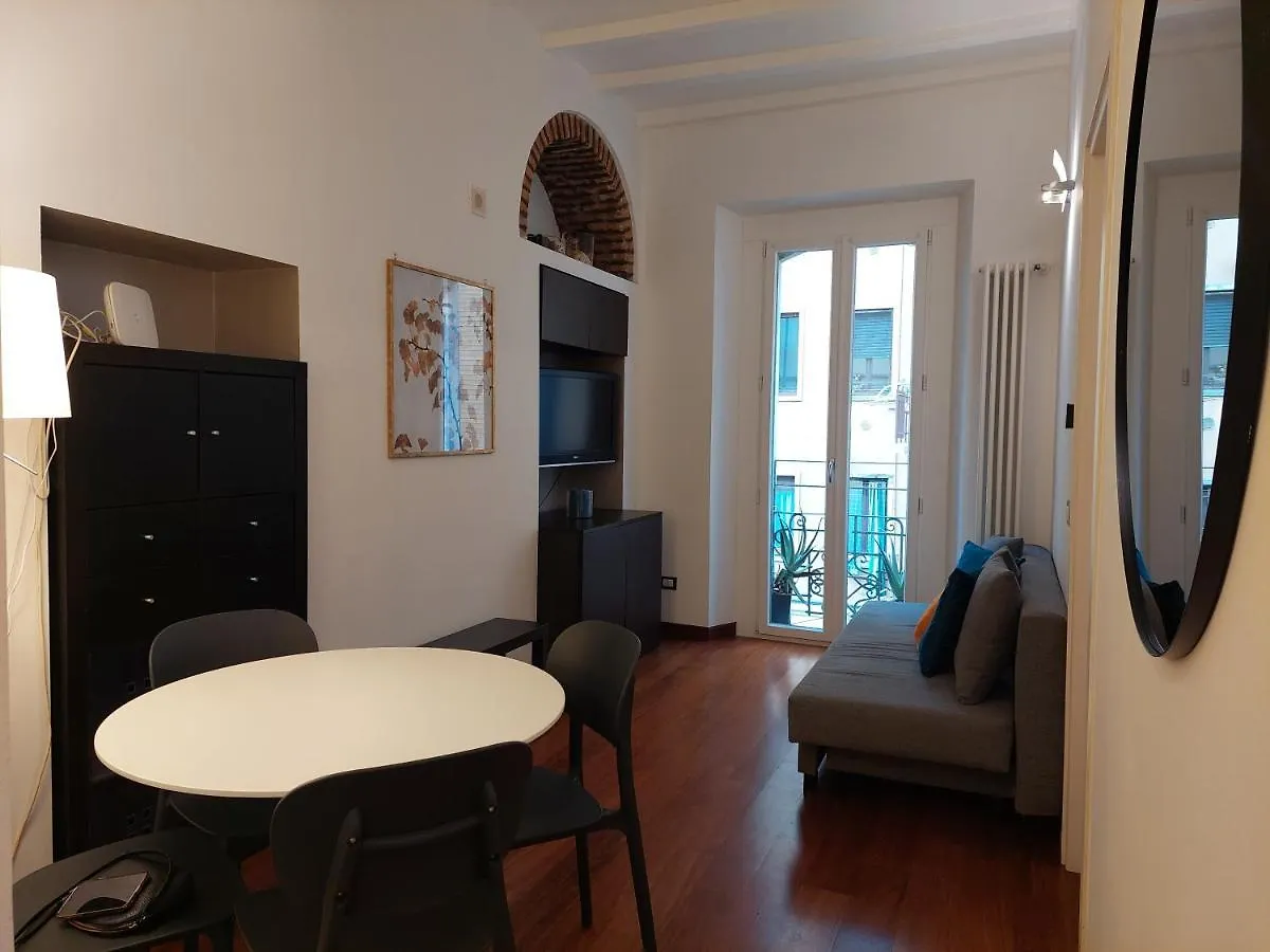 Apartment Perfect Place In Porta Venezia Milan